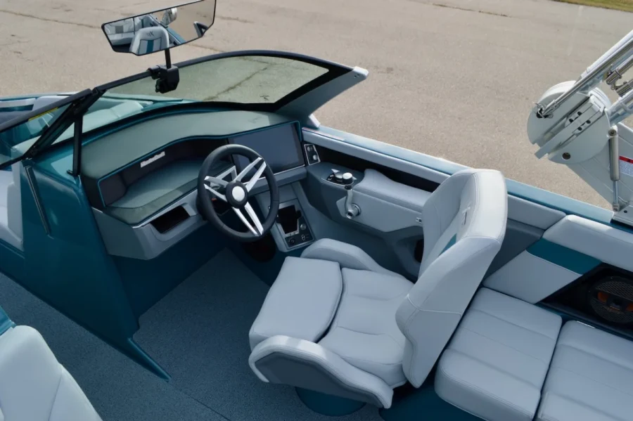 2025-mastercraft-xt23-146069-image4.webp