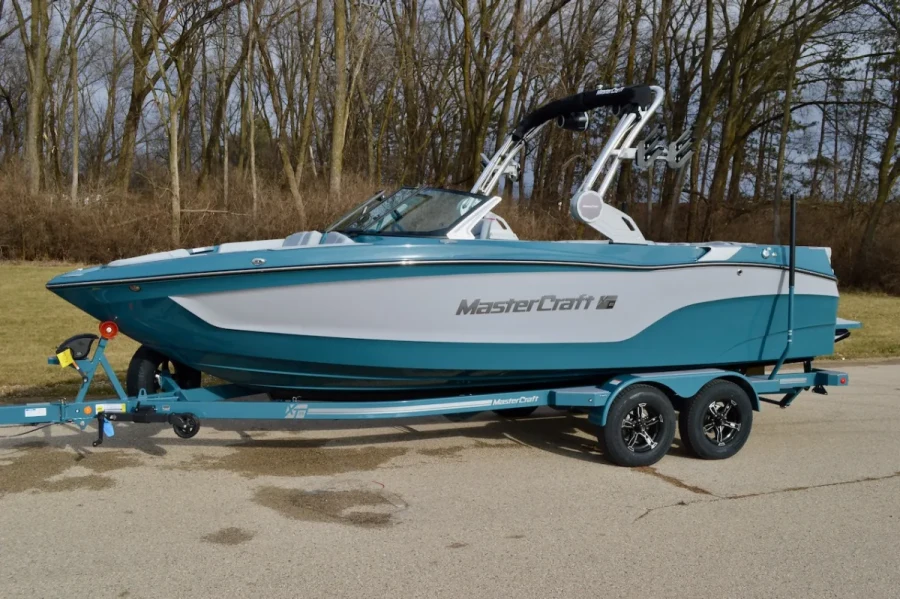 2025-mastercraft-xt23-146069-image9.webp
