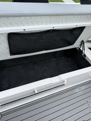 2023-mastercraft-xt22-146070-image17.webp