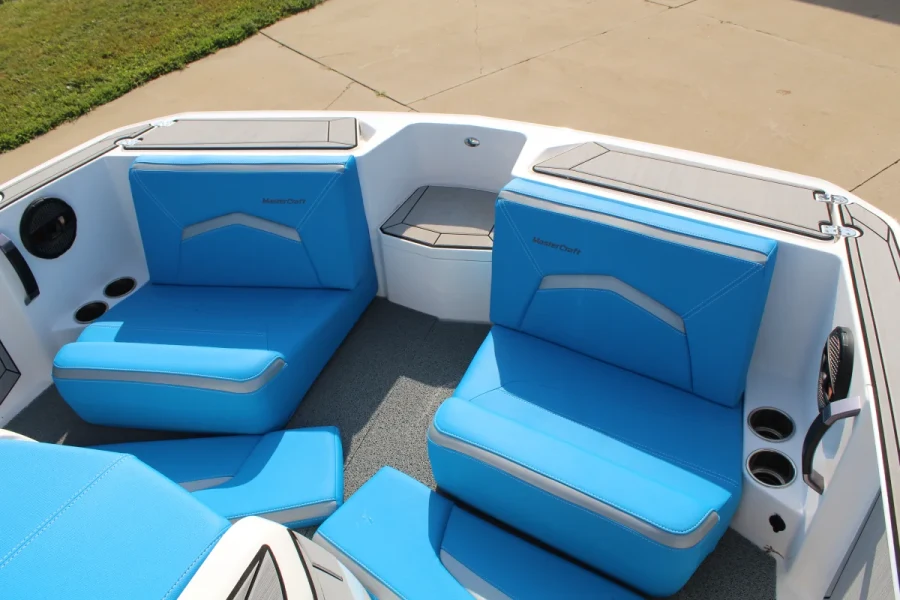 2024-mastercraft-prostar-146078-image4.webp