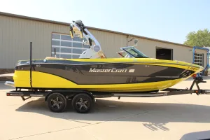 2020-mastercraft-xt23-146085-image3.webp