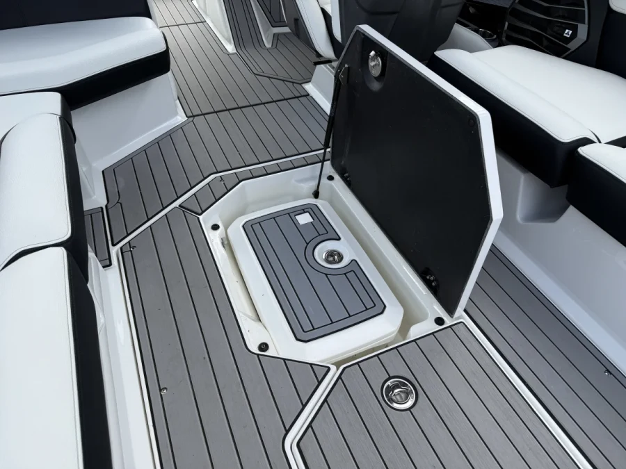 2022-nautique-g25-146094-image14.webp