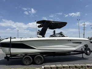 2022-nautique-g25-146094-image4.webp