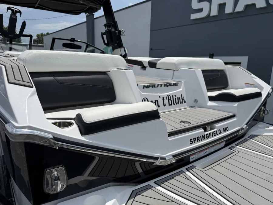 2022-nautique-g25-146094-image6.webp