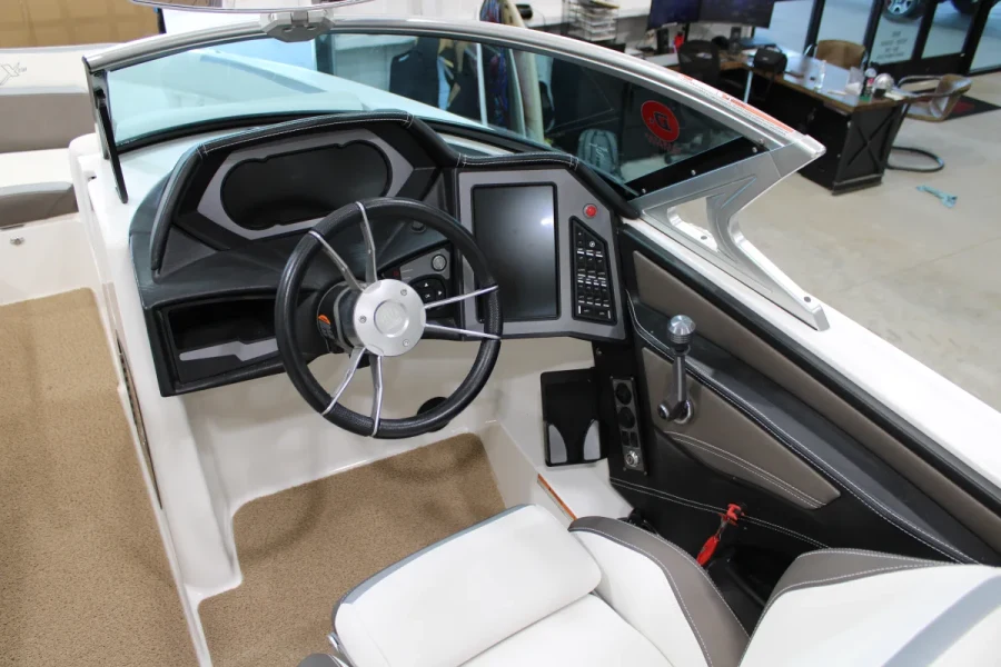 2018-mastercraft-x-star-146096-image10.webp