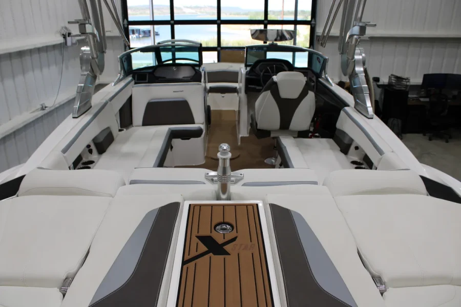 2018-mastercraft-x-star-146096-image5.webp
