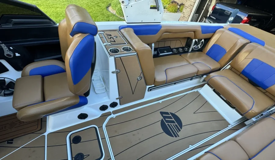 2020-malibu-wakesetter-25-lsv-146105-image6.webp
