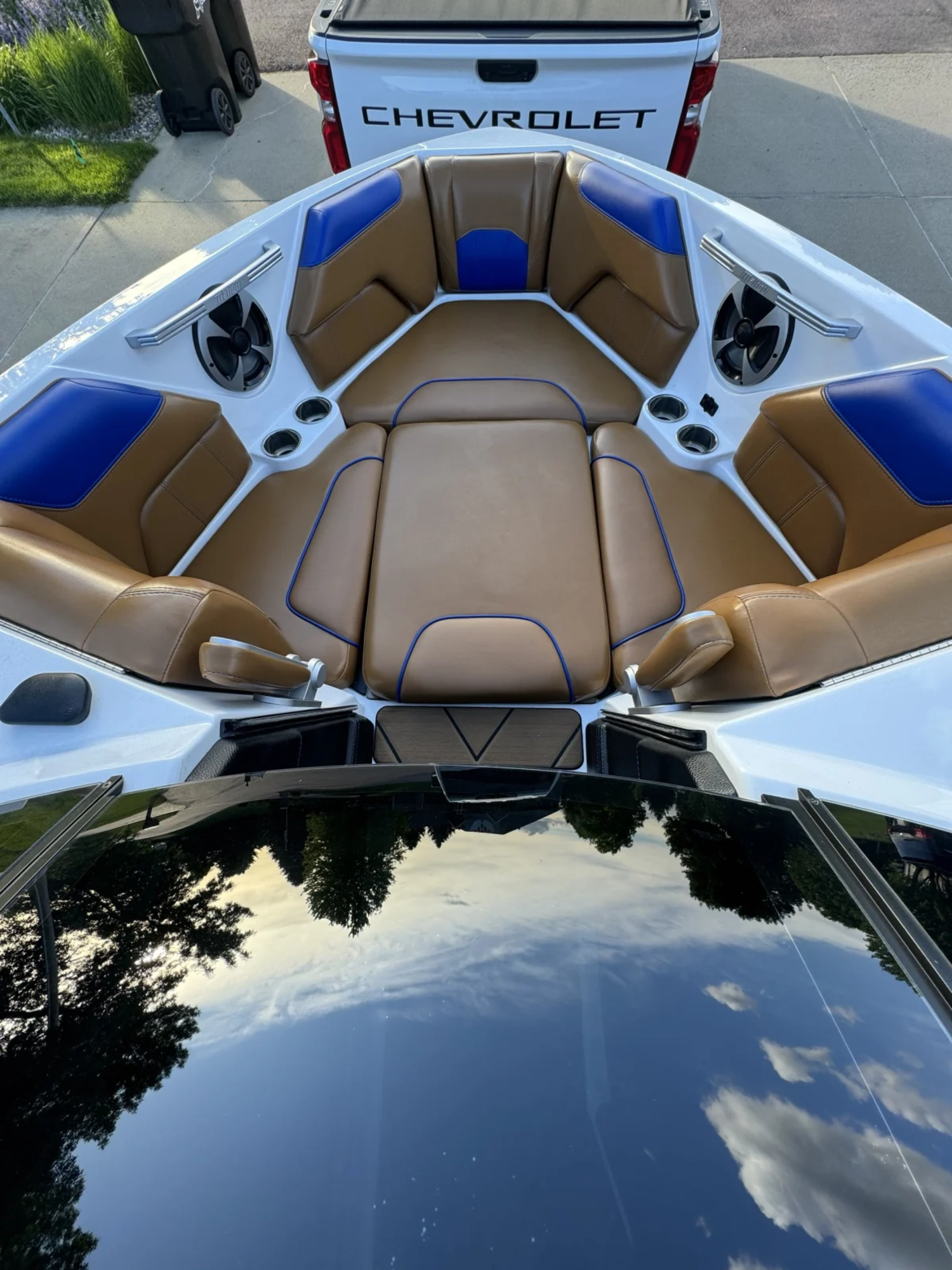 2020 Malibu Wakesetter 25 LSV - Monsoon 550 Supercharged, Stern Thruster, 273 hrs