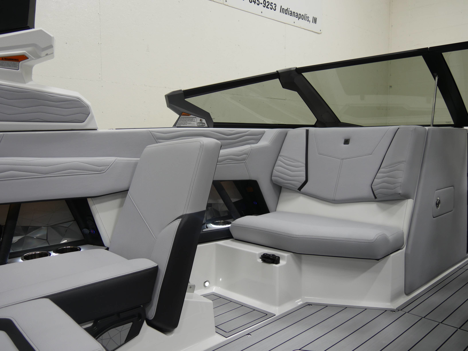 2025 Nautique G21