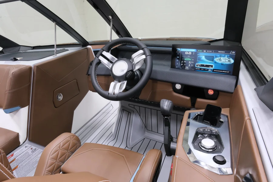 2027-nautique-s23-146124-image12
