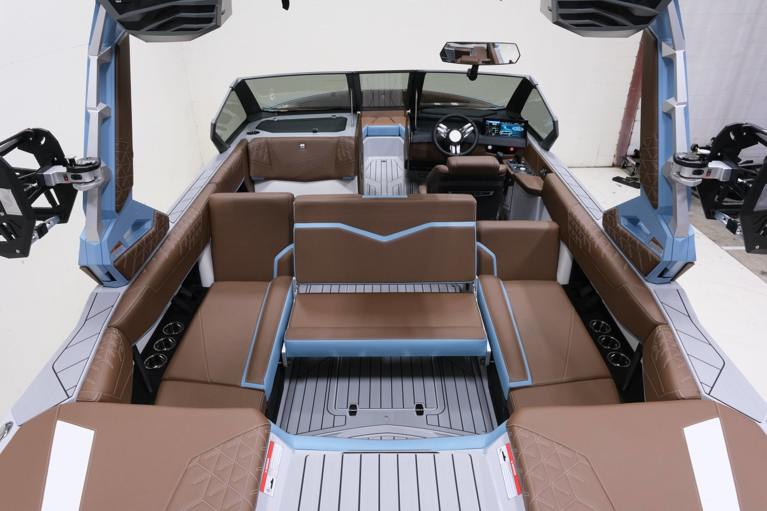 2027 Nautique S23