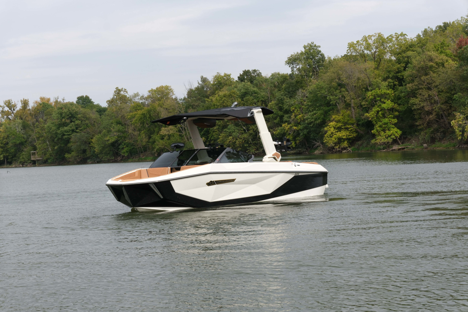 2027 Nautique G23