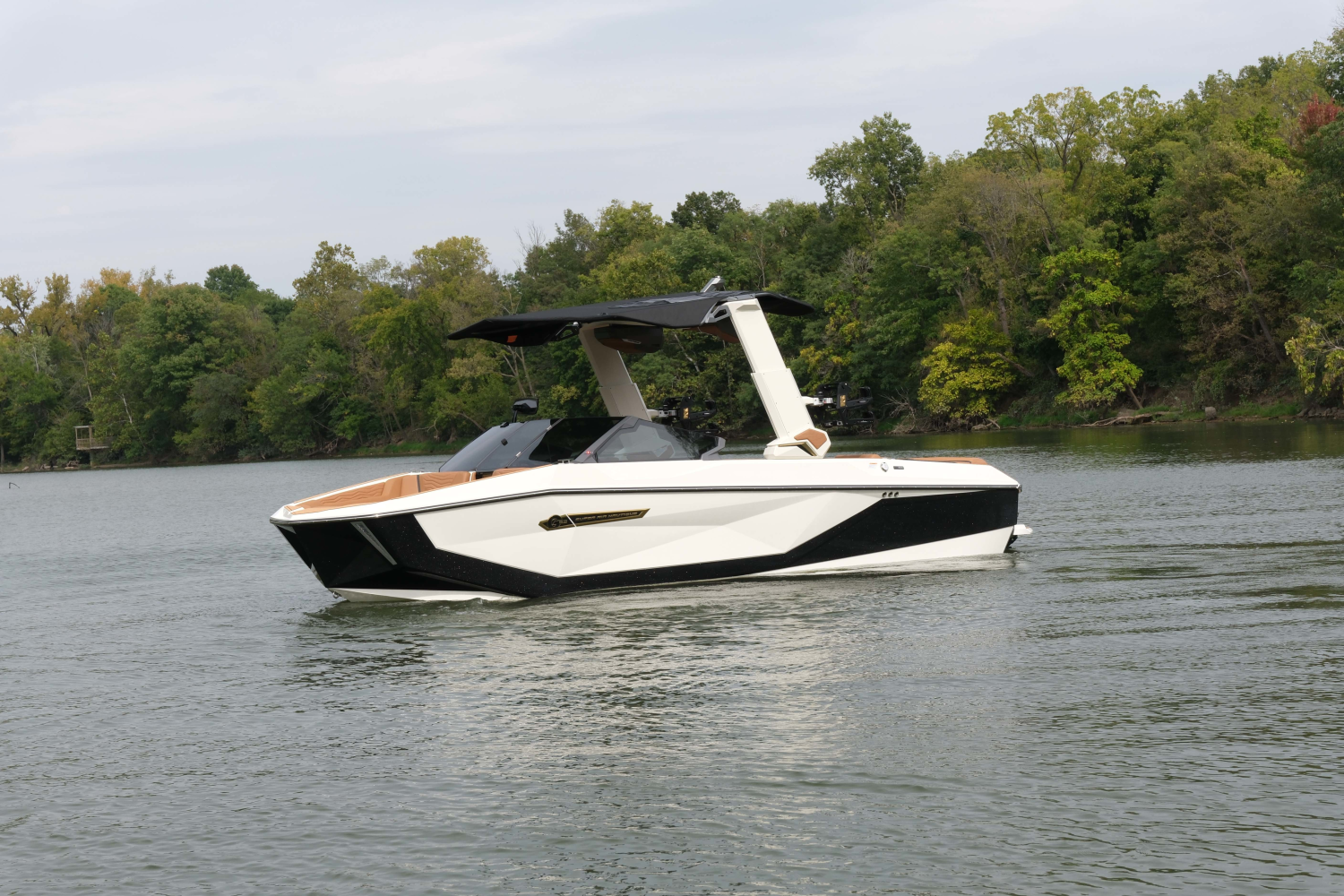 2027 Nautique G23