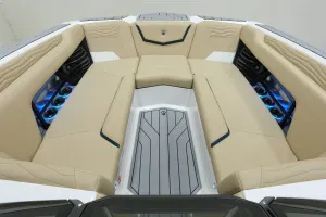 2027-nautique-g25-146126-image16