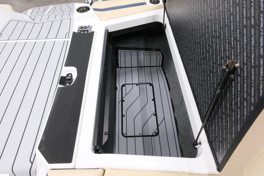 2027-nautique-g25-146126-image22