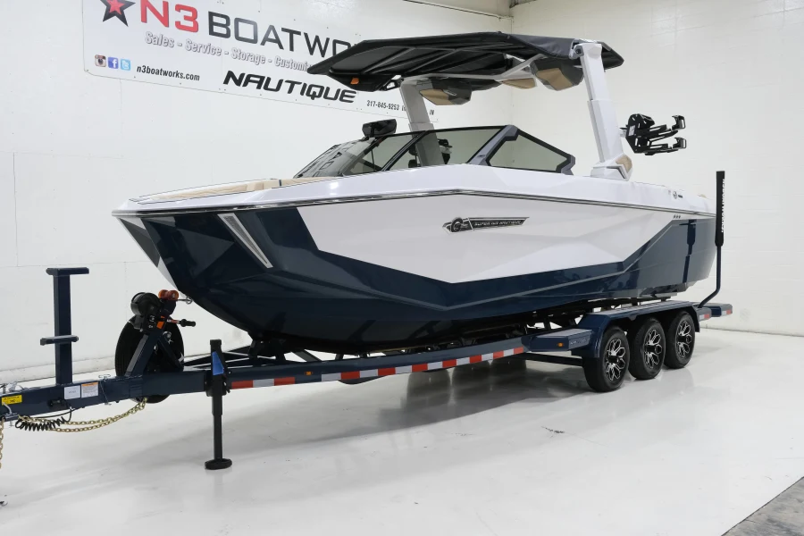 2027-nautique-g25-146126-image5