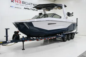 2027-nautique-g25-146126-image5