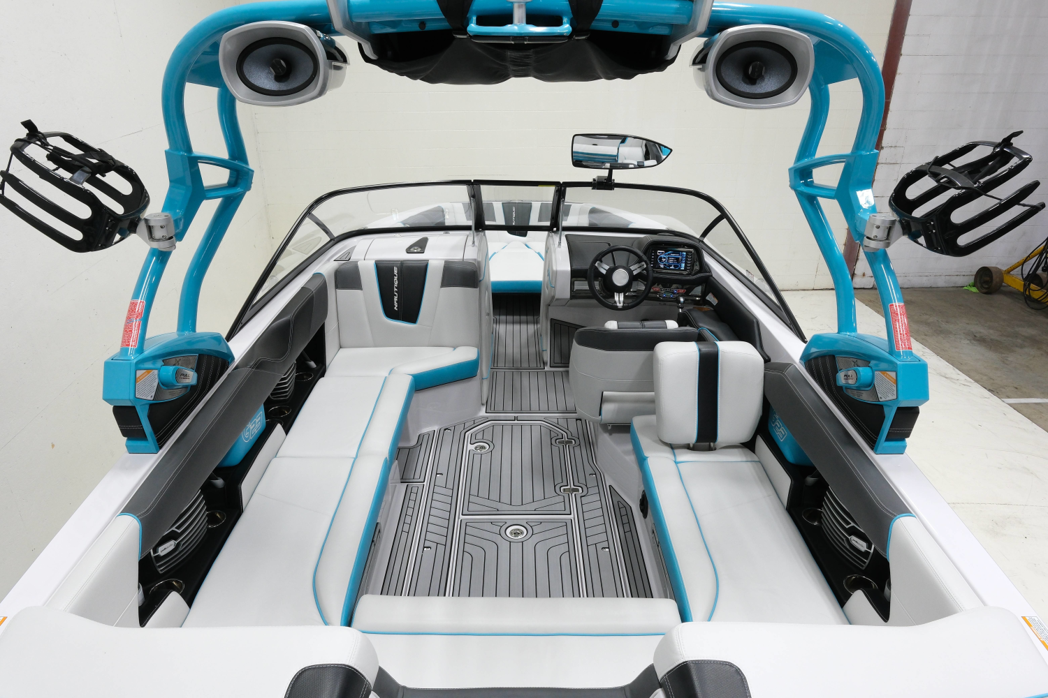 2014 Nautique G23