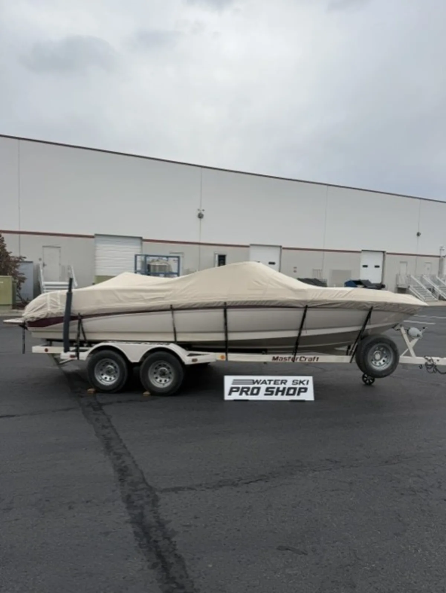 1999 MasterCraft Maristar 210 