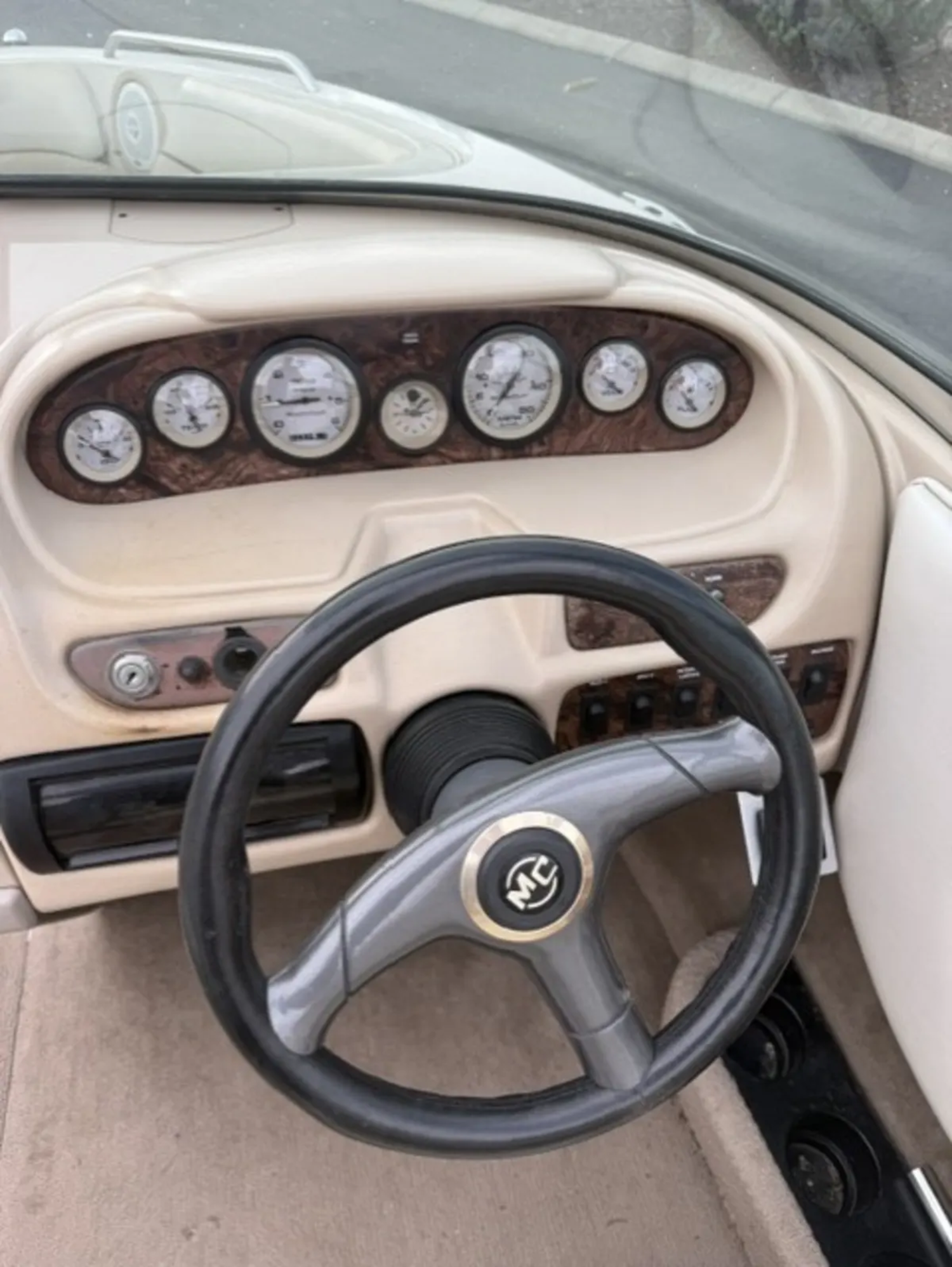 1999 MasterCraft Maristar 210 