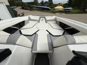 2020 Tige' 22RZX Icon