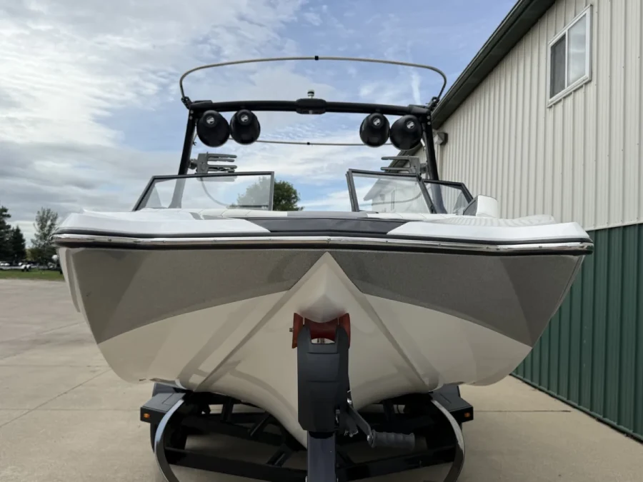 2020-tige-22rzx-146135-image28.webp