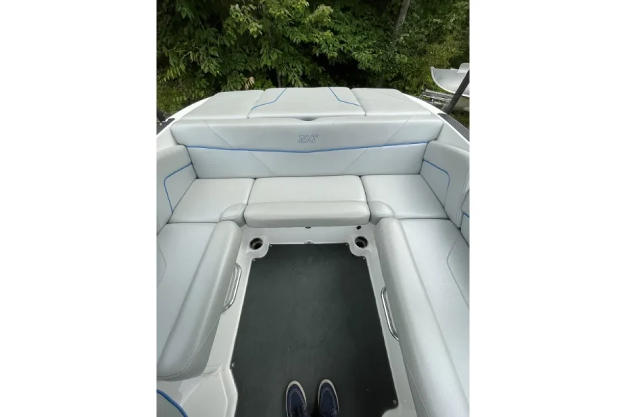 2019-mastercraft-nxt20-146138-image14.webp