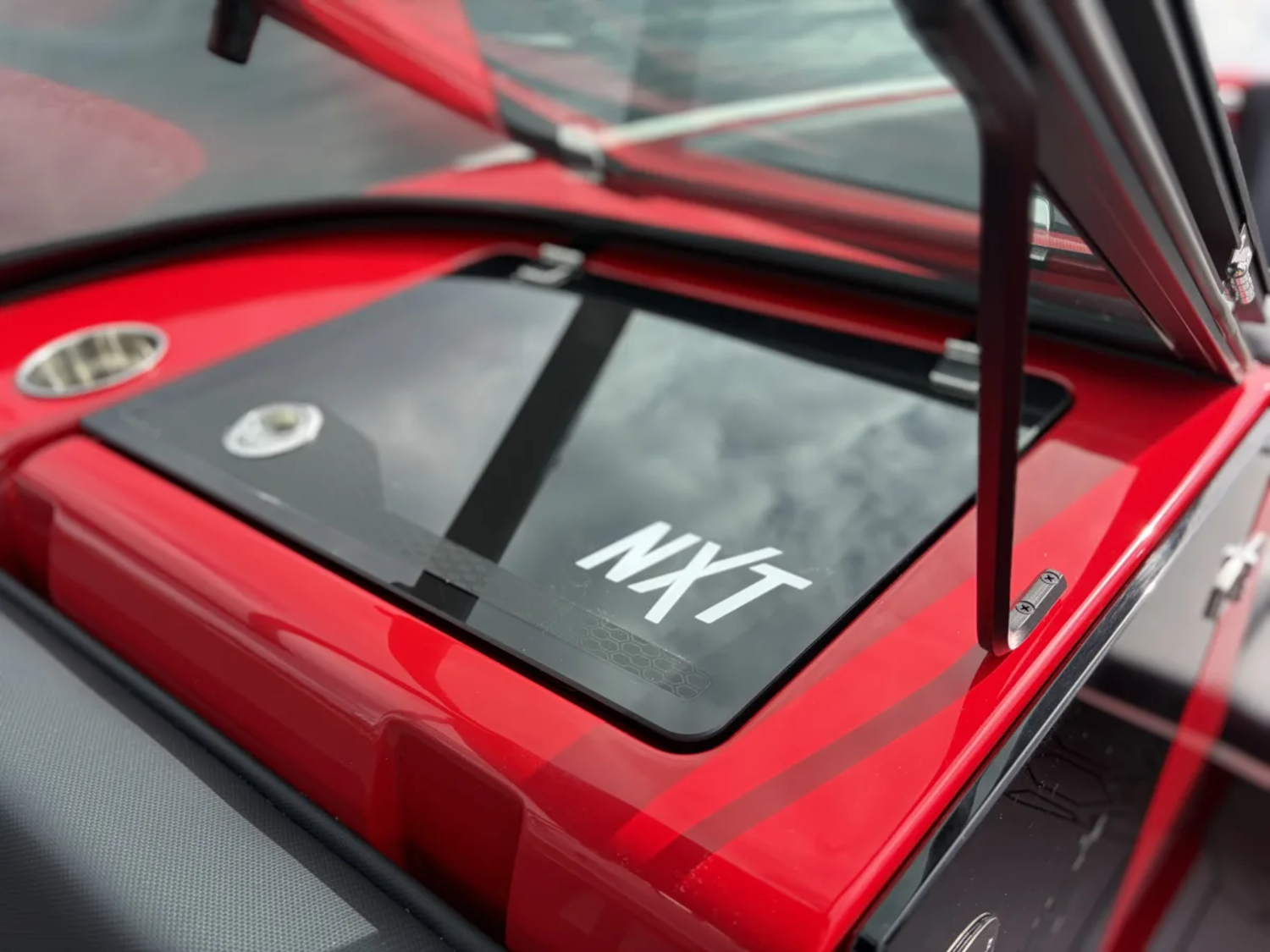 2027 MasterCraft NXT23