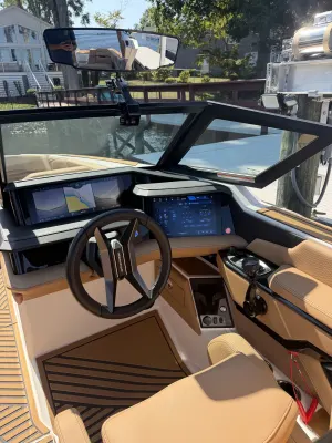 2026-mastercraft-x-star-146141-image27.webp
