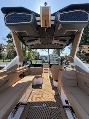 2026-mastercraft-x-star-146141-image35.webp