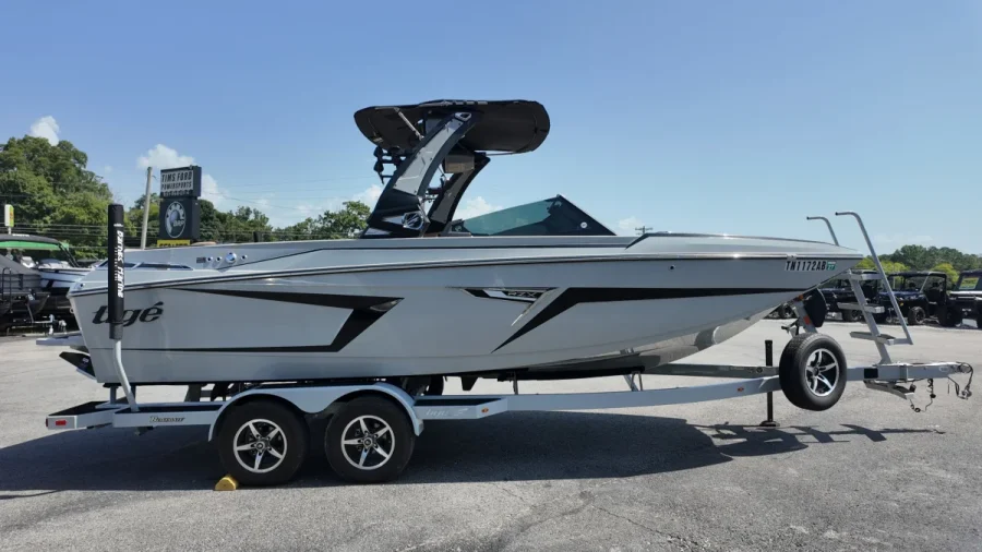 2023-tige-22rzx-146148-image4.webp