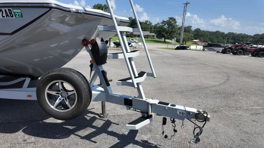 2023-tige-22rzx-146148-image7.webp