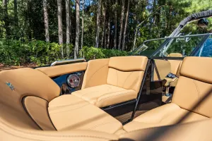 2021-mastercraft-xt22-146149-image1.webp