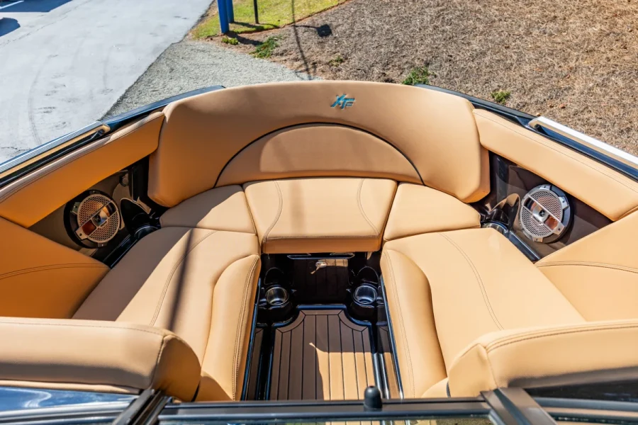 2021-mastercraft-xt22-146149-image17.webp