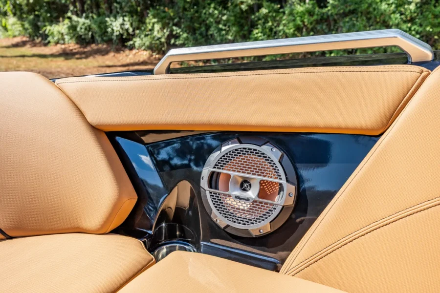 2021-mastercraft-xt22-146149-image21.webp
