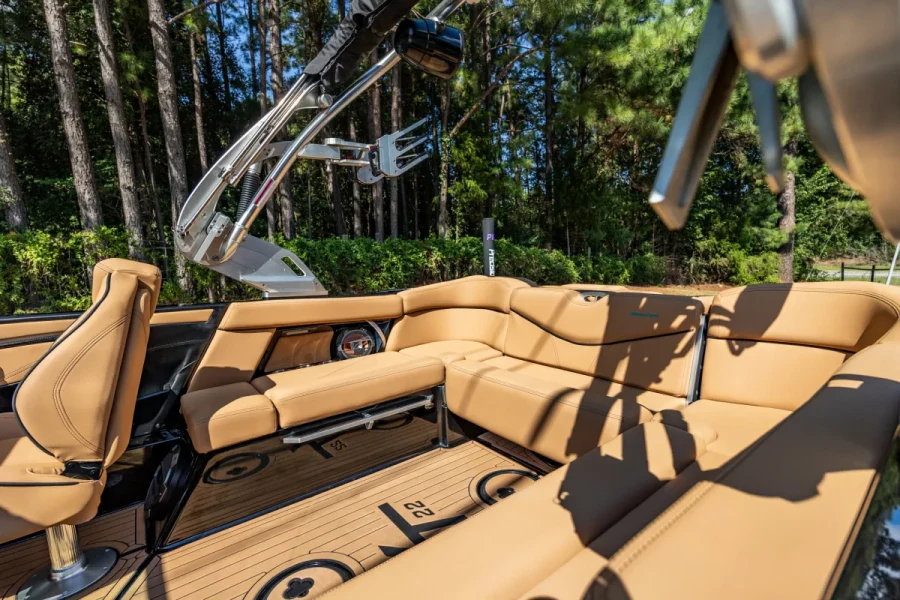 2021-mastercraft-xt22-146149-image26.webp