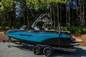 2021-mastercraft-xt22-146149-image7.webp