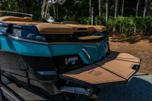 2021-mastercraft-xt22-146149-image8.webp