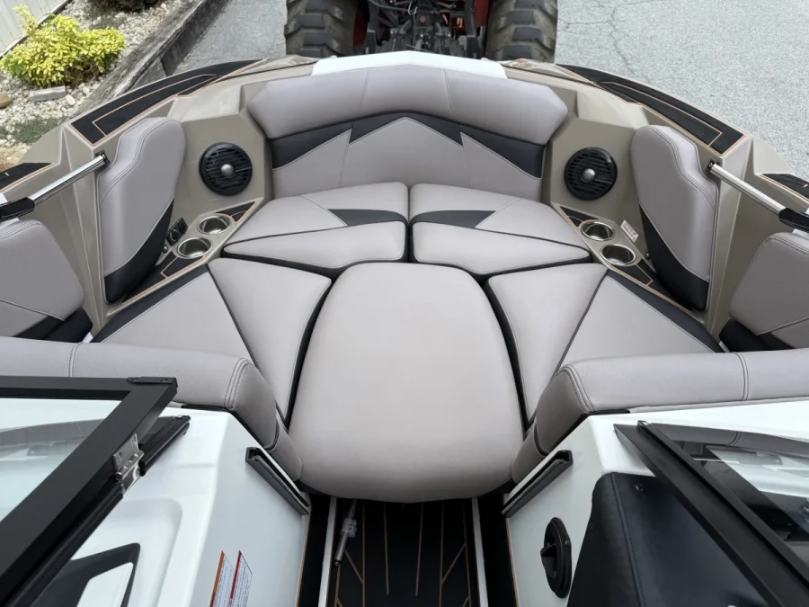 2020-centurion-fi23-146150-image2.webp