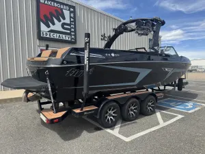 2023-tige-24rzx-146159-image1.webp