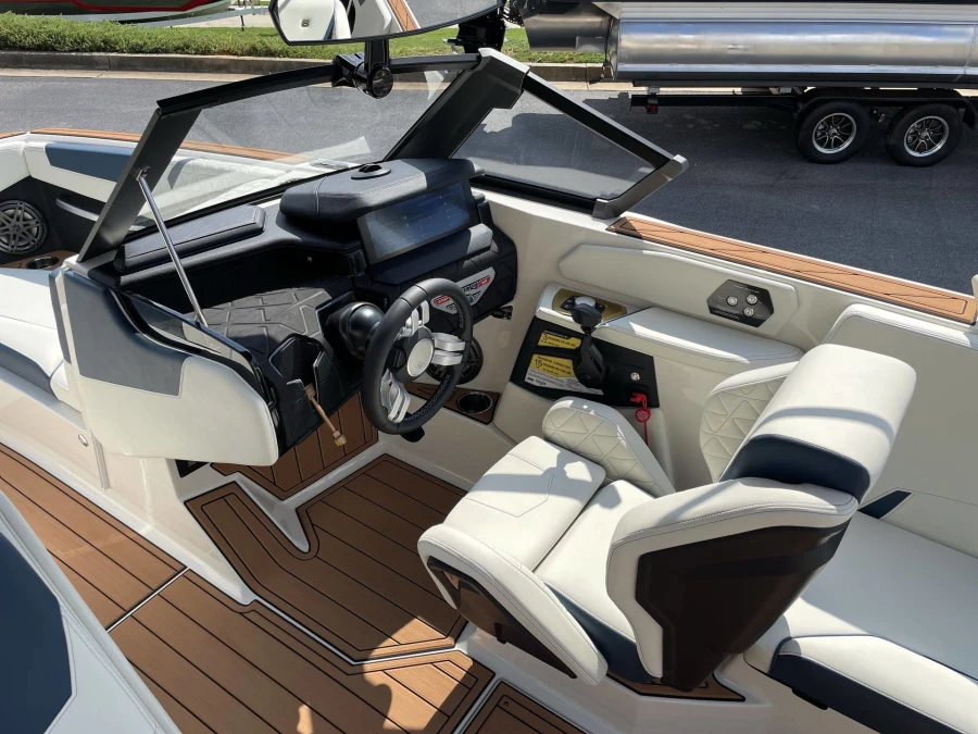2027-nautique-gs22-146171-image28