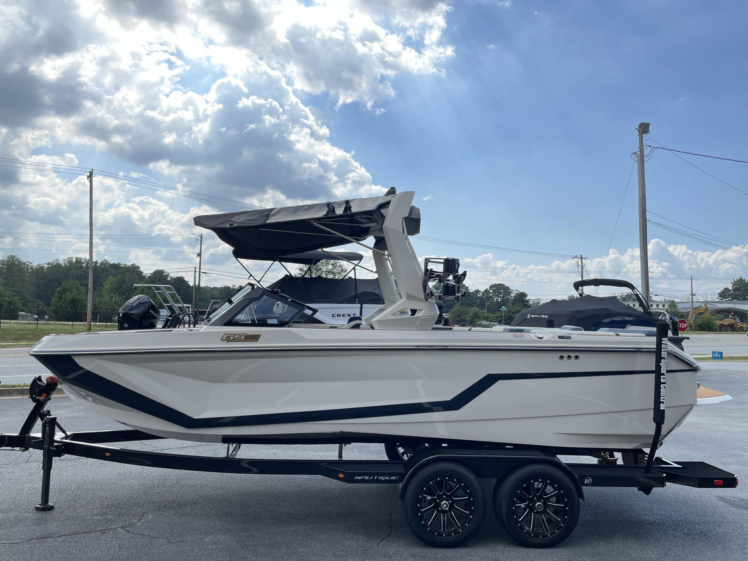 2027 Nautique GS22