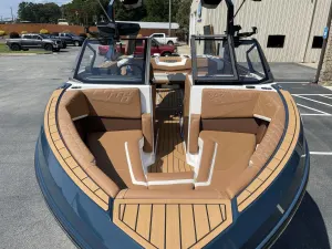 2027-nautique-s25-146172-image14