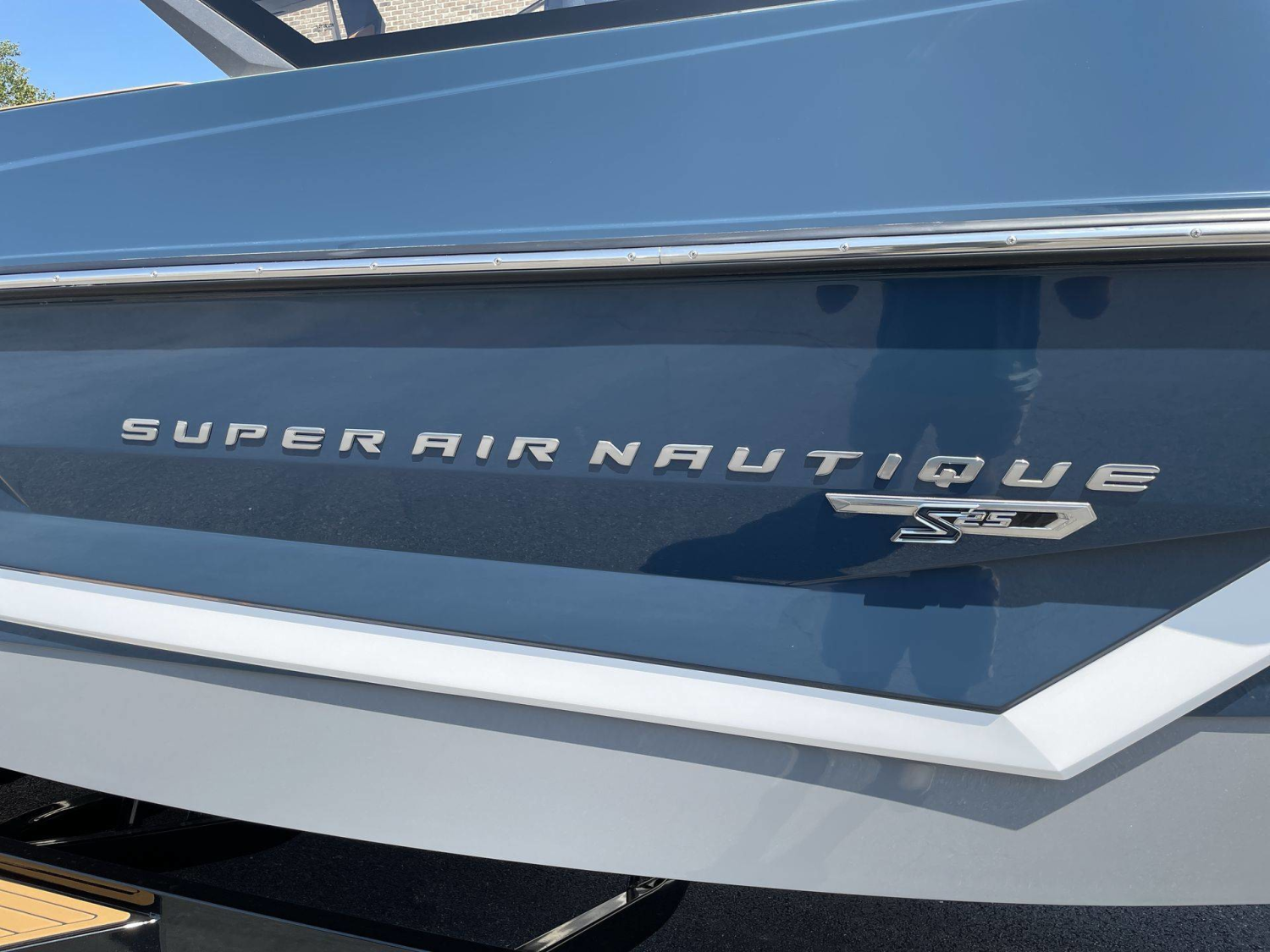 2027 Nautique S25