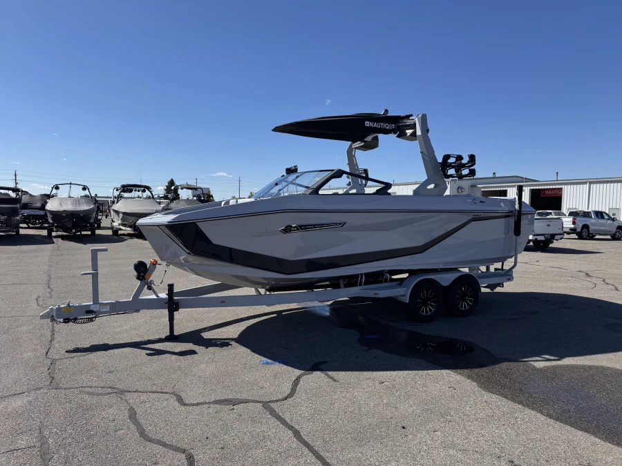 2027-nautique-g23-146176-image2