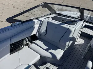 2027-nautique-g23-146176-image8