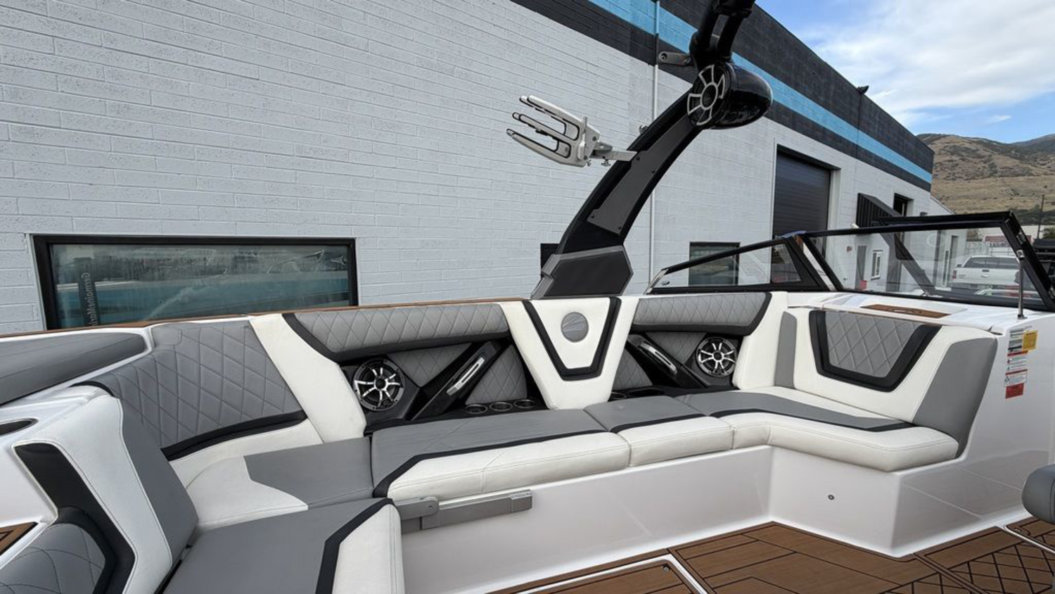 2019 Tige ZX5