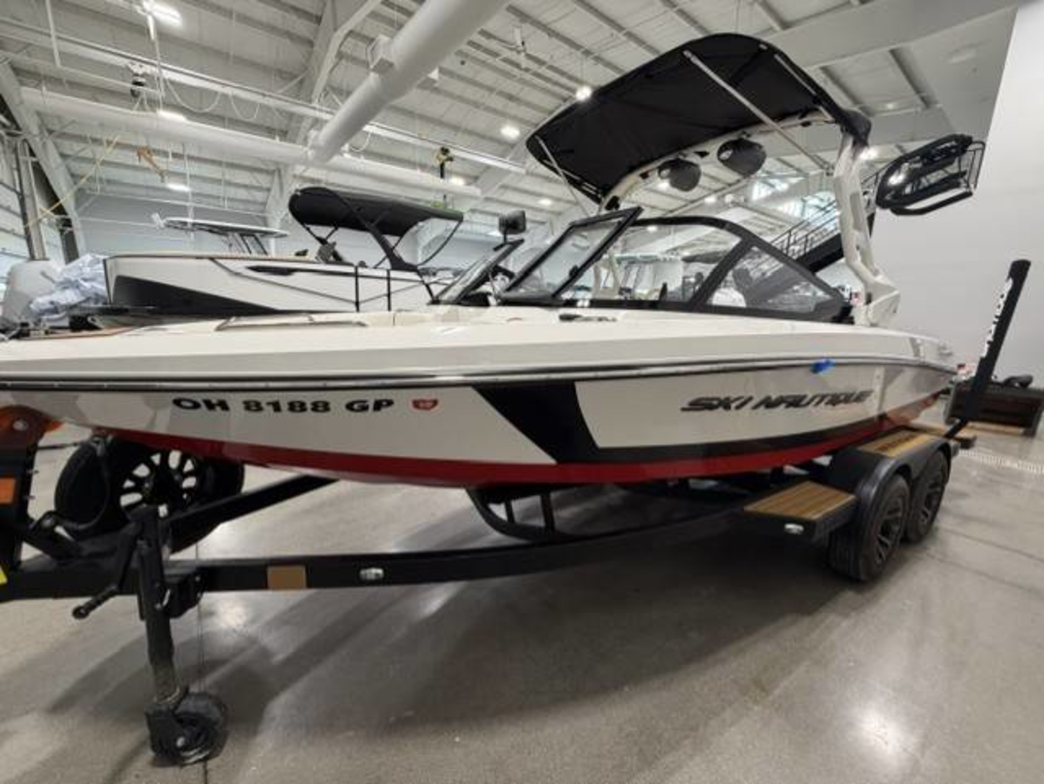 2025 Nautique Ski 200