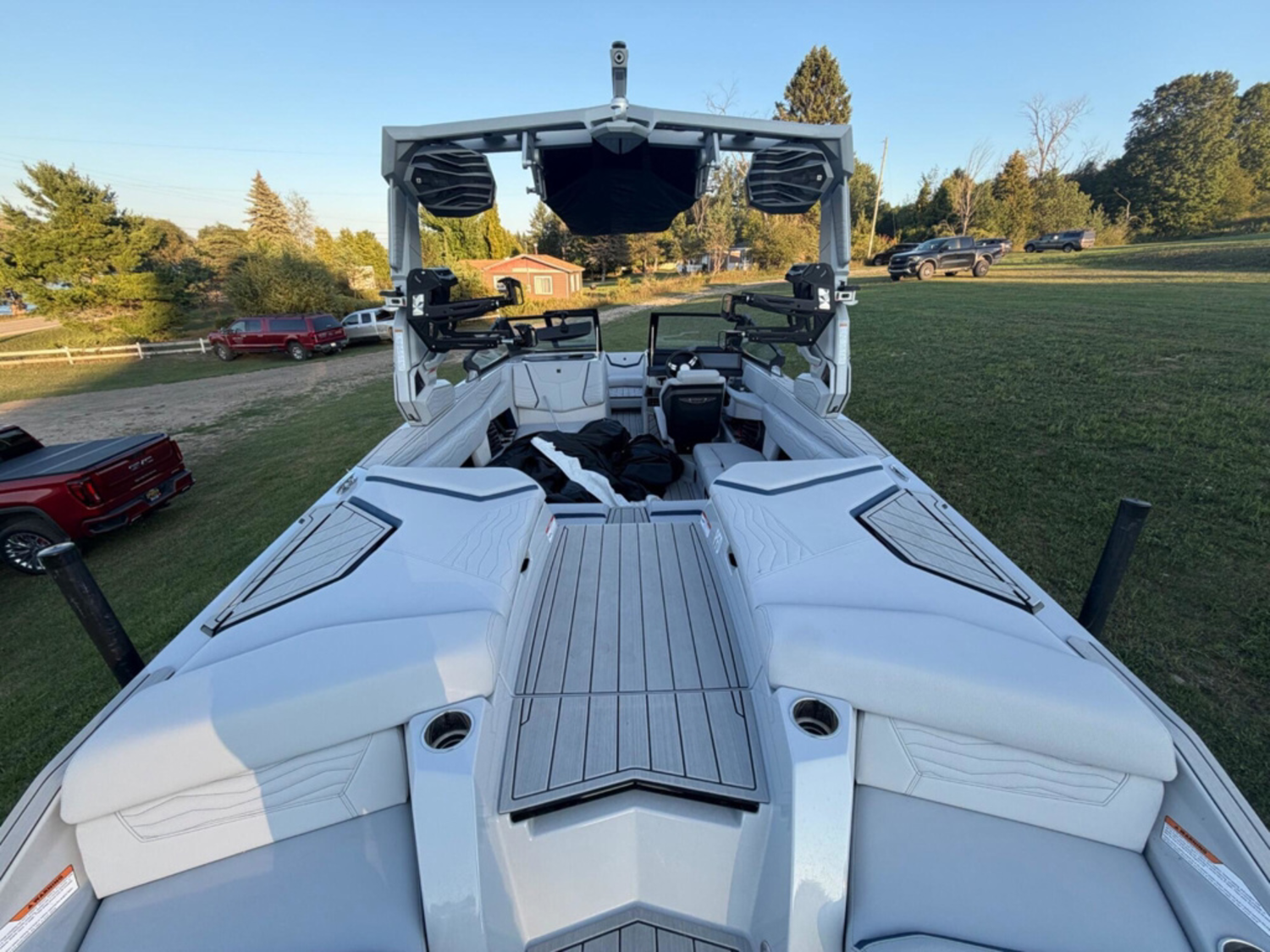 2026 Nautique G23