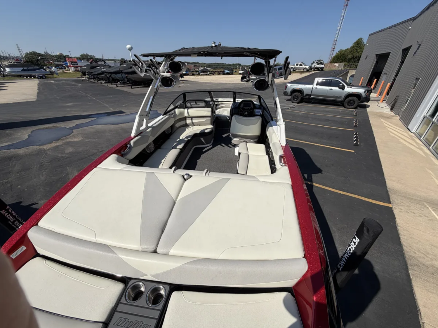 2014 MALIBU 23LSV WAKESETTER 6.2L MONSOON SUPERCHARGED 572HP